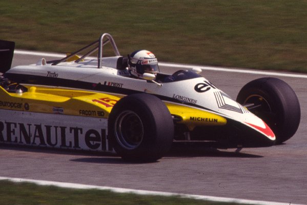 Alain Prost (Renault elf RE308) 