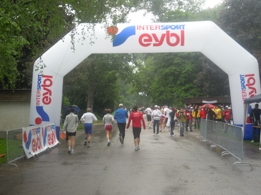 Foto vom 19. Mai 2010 - Bankenmeisterschaft im Donaupark